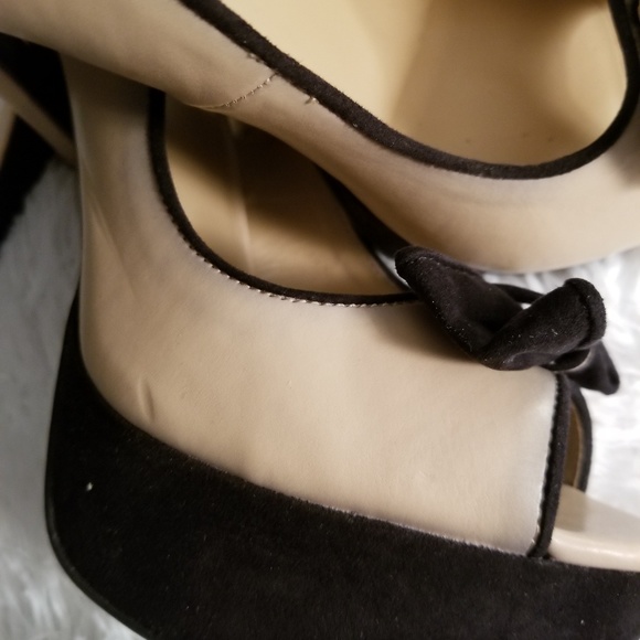 Classy Heels - Picture 2 of 3